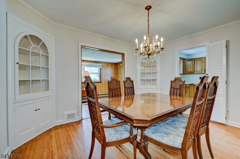 Putnam Manor - Residential