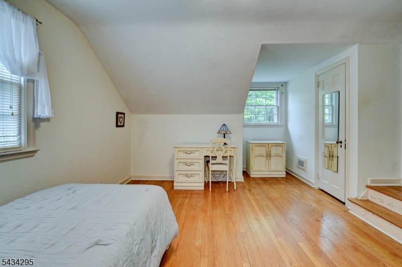 Putnam Manor - Residential