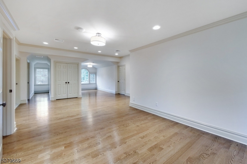 Rolling Hill - Residential
