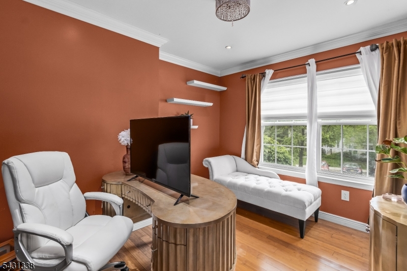 Seasons Glen - Residential