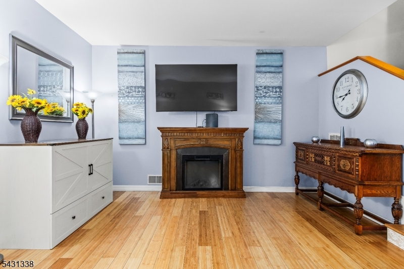 Seasons Glen - Residential