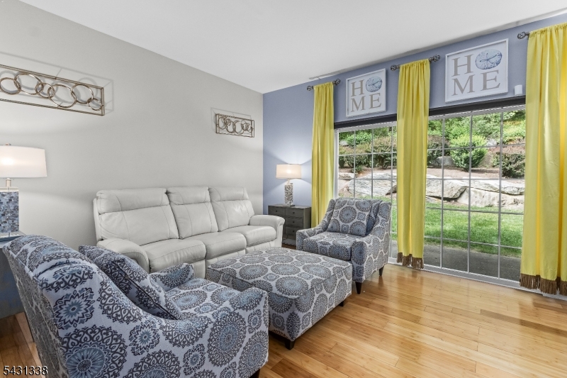 Seasons Glen - Residential