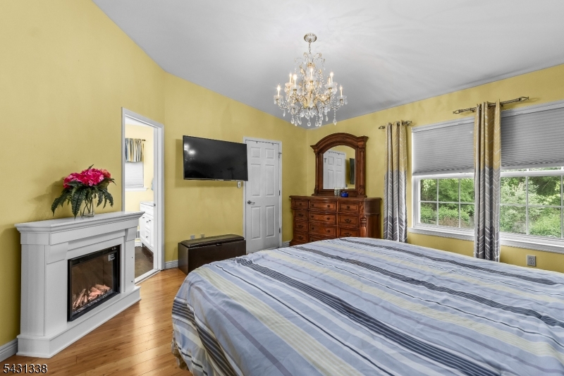 Seasons Glen - Residential