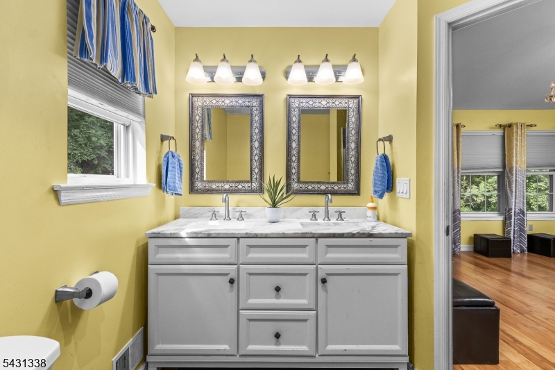 Seasons Glen - Residential