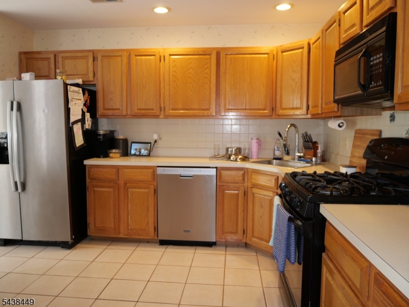 The Knoll's - Residential Lease
