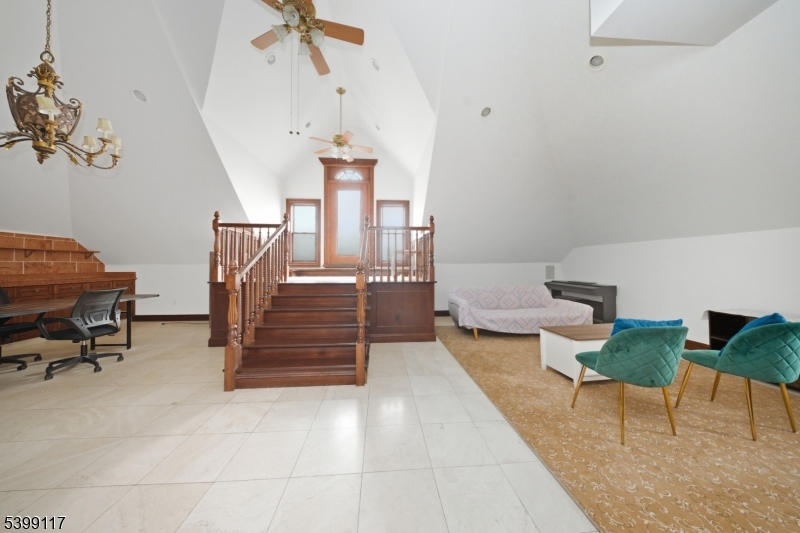 Bluff - Residential