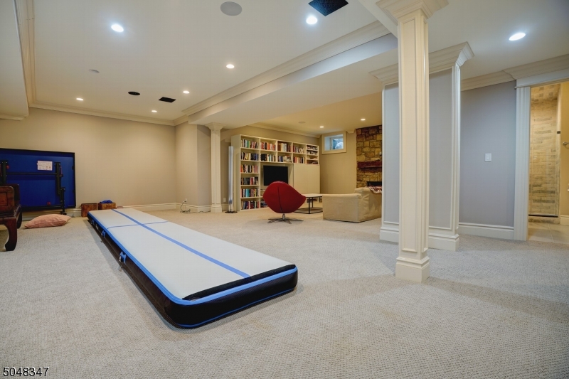 Rolling Hill - Residential