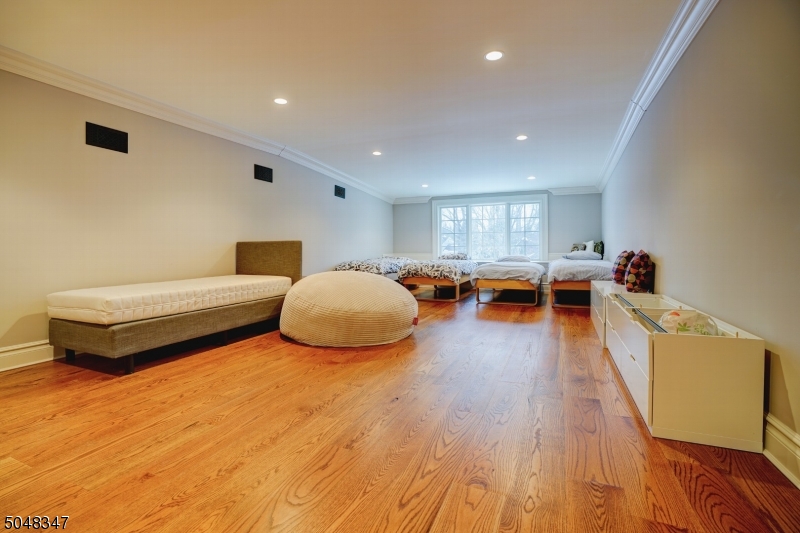 Rolling Hill - Residential
