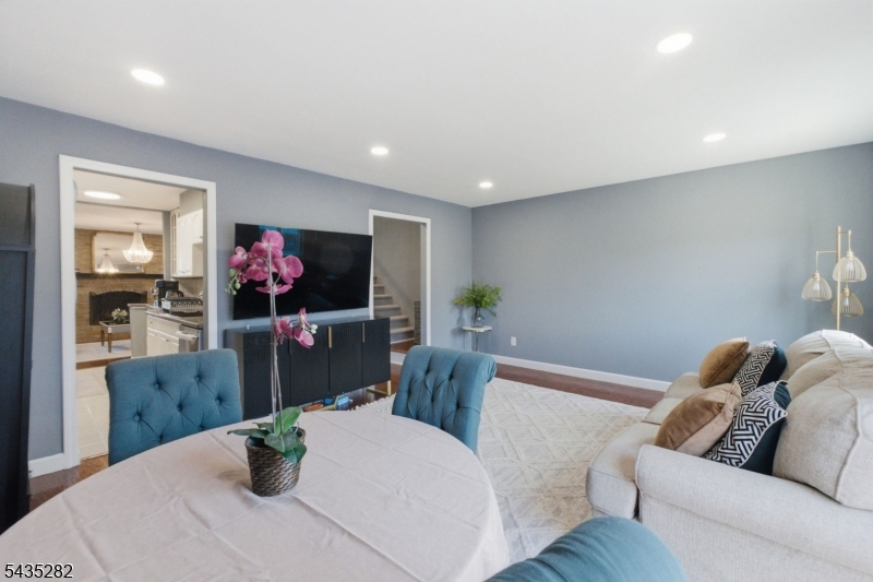 Chelsea Village - Residential