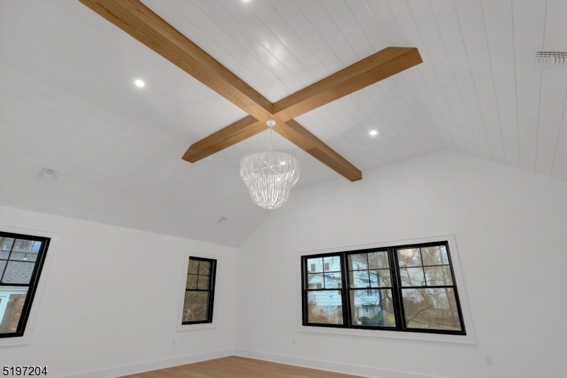 Upper Washington - Residential