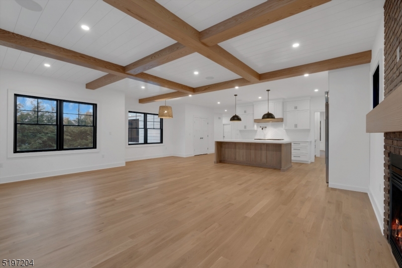 Upper Washington - Residential