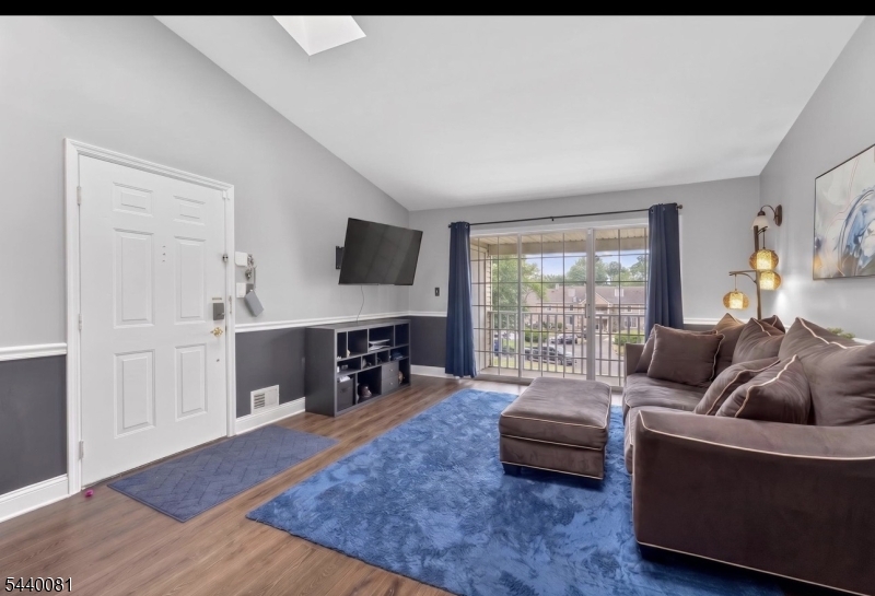 Beacon Hill - Residential