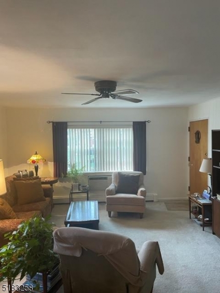 Knoll Manor II - Residential