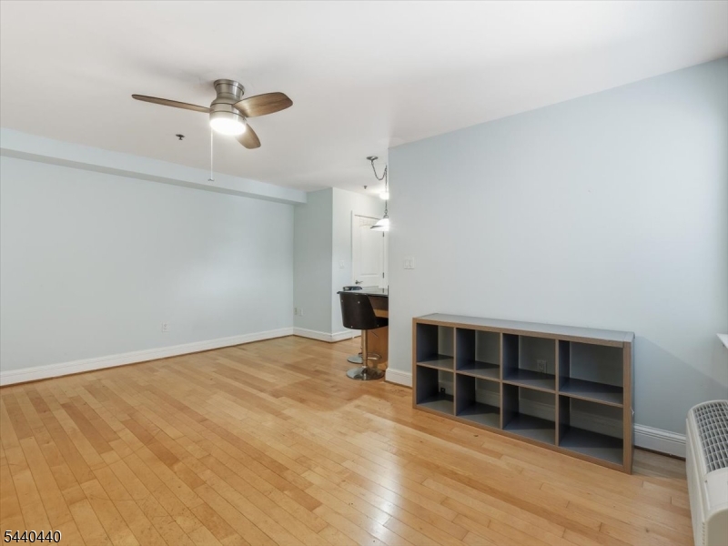 Empire View Condominium - Residential