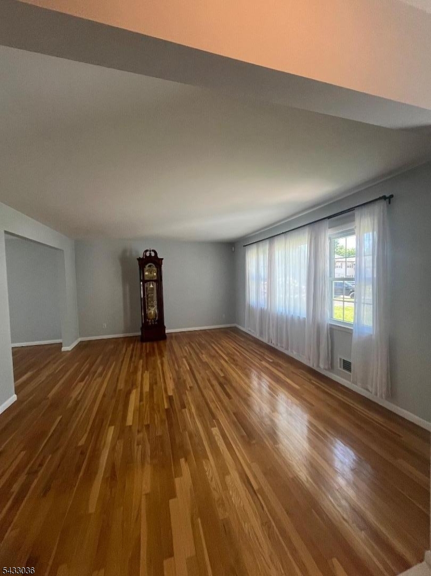 RESIDENTIAL - Residential