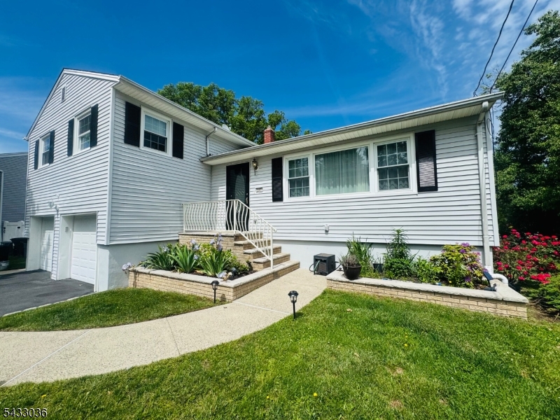 RESIDENTIAL - Residential