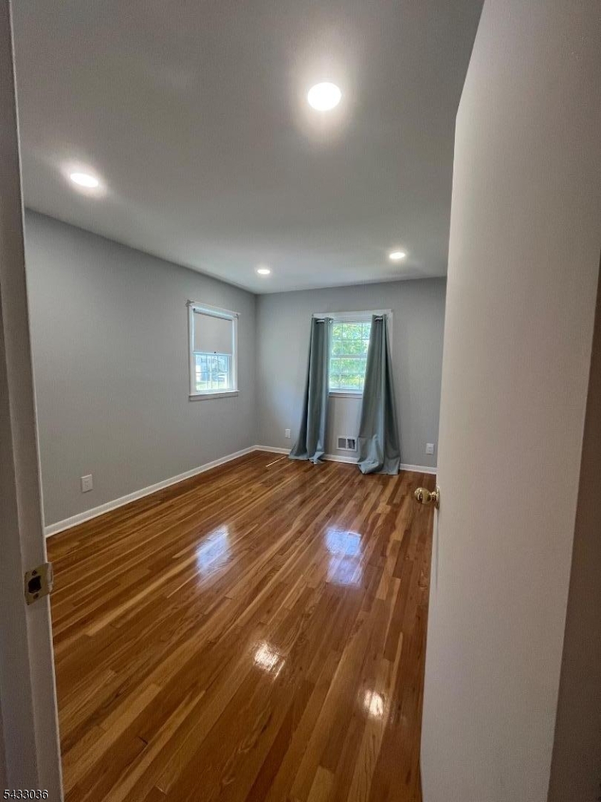 RESIDENTIAL - Residential