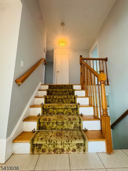 RESIDENTIAL - Residential