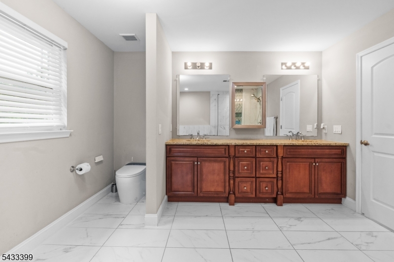 Colonia - Residential