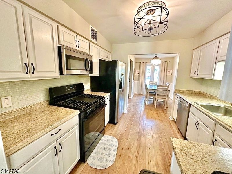 SUN RIDGE - Residential