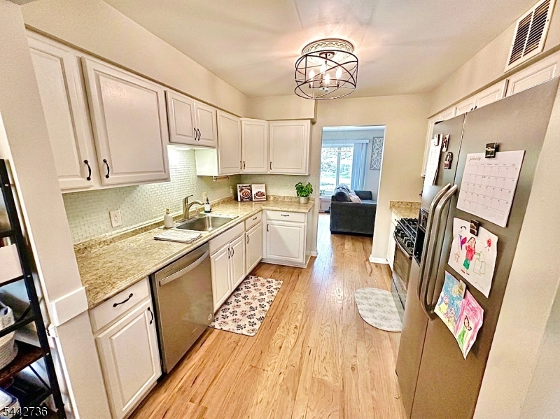 SUN RIDGE - Residential