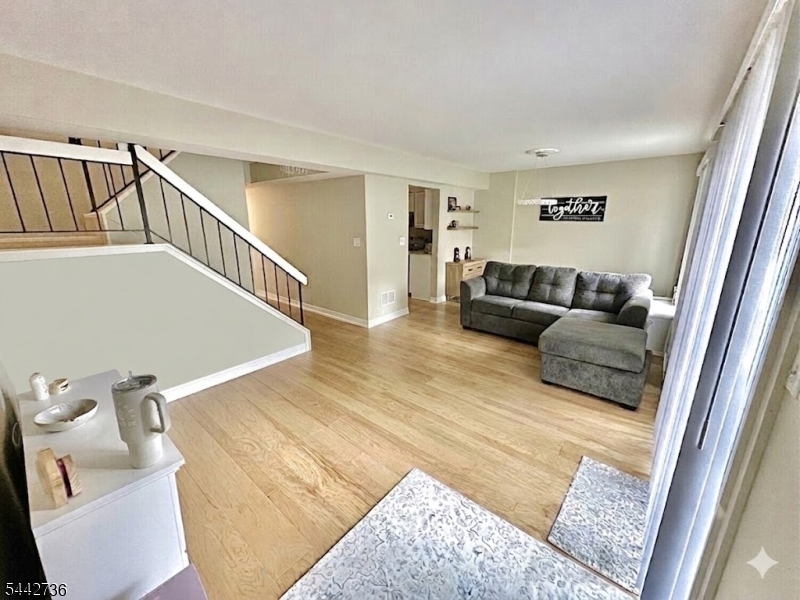 SUN RIDGE - Residential