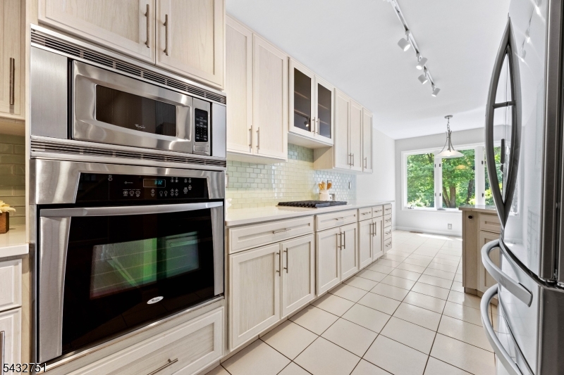 Spruce Edge - Residential
