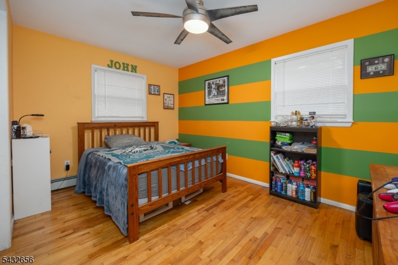 Barry Lakes - Residential