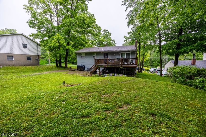 Barry Lakes - Residential