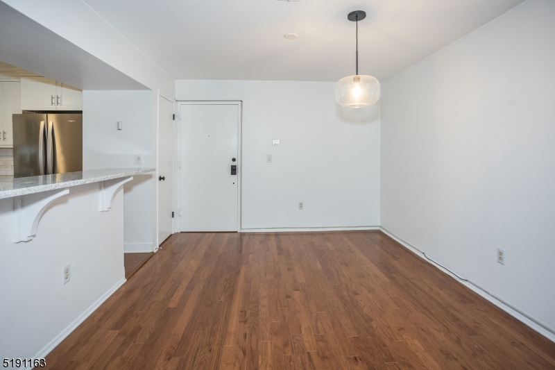 South Green I Condos - Residential Lease