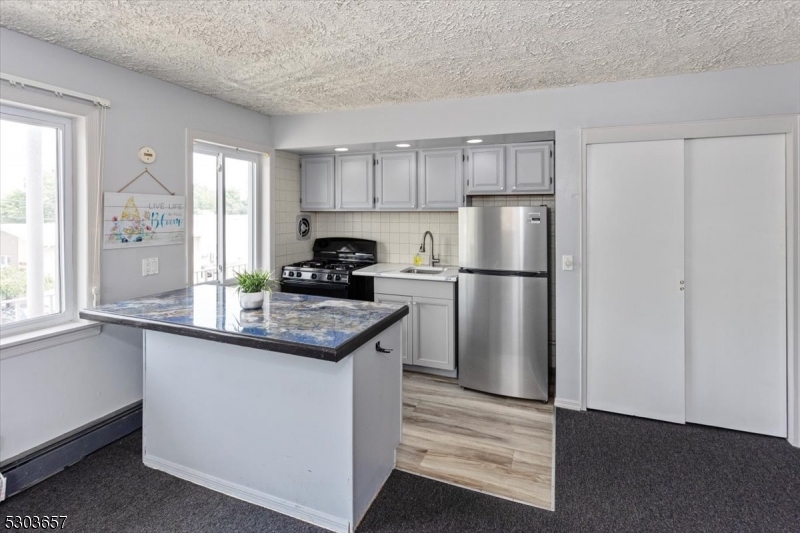 Lake Hiawatha - Residential