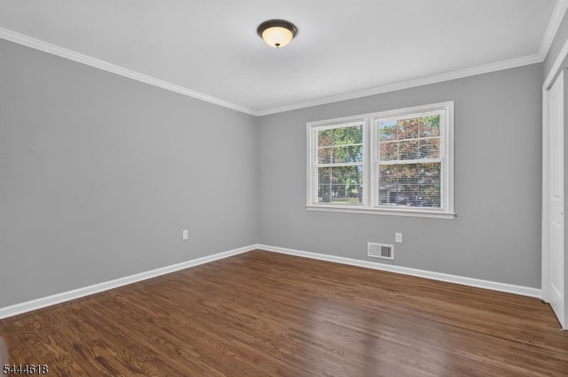 Point of Woods - Residential