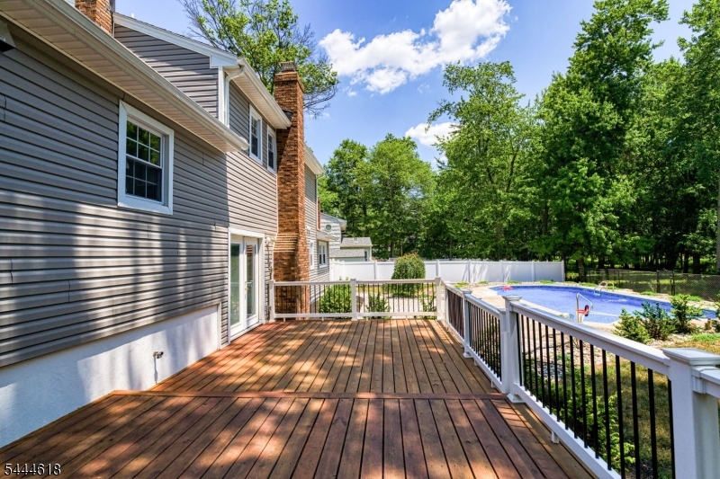 Point of Woods - Residential