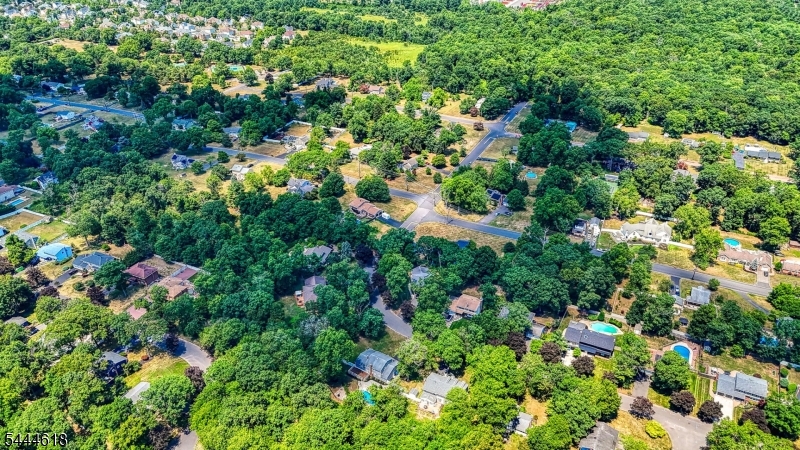 Point of Woods - Residential