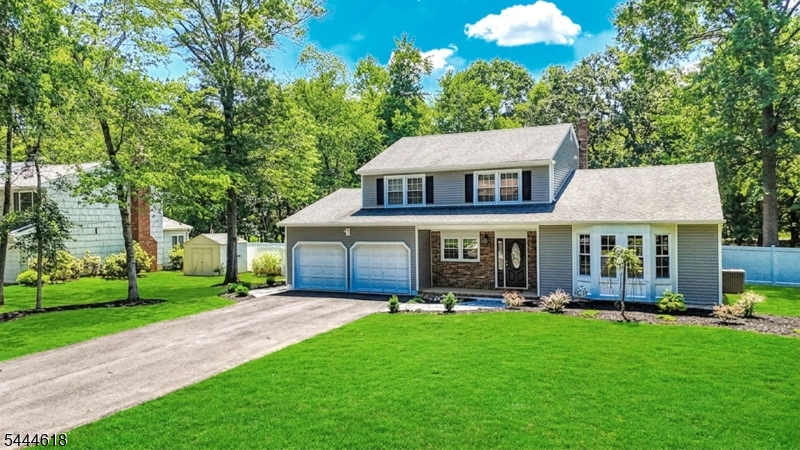 Point of Woods - Residential