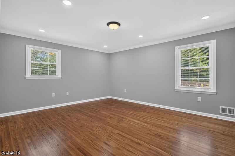Point of Woods - Residential