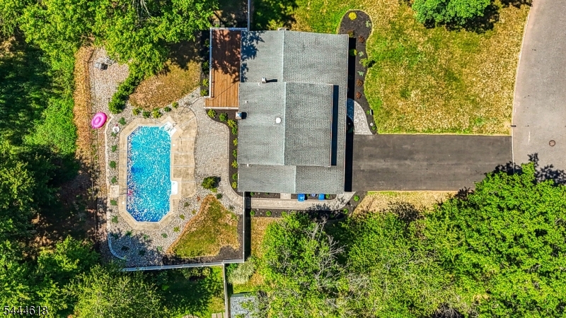 Point of Woods - Residential