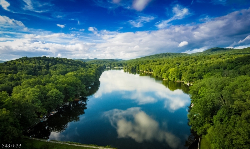 Cupsaw Lake - Residential