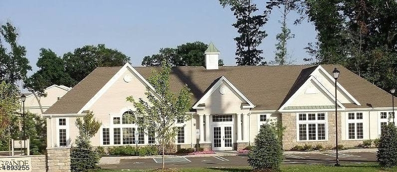 The Grande - Residential