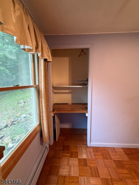 Barry Lakes - Residential