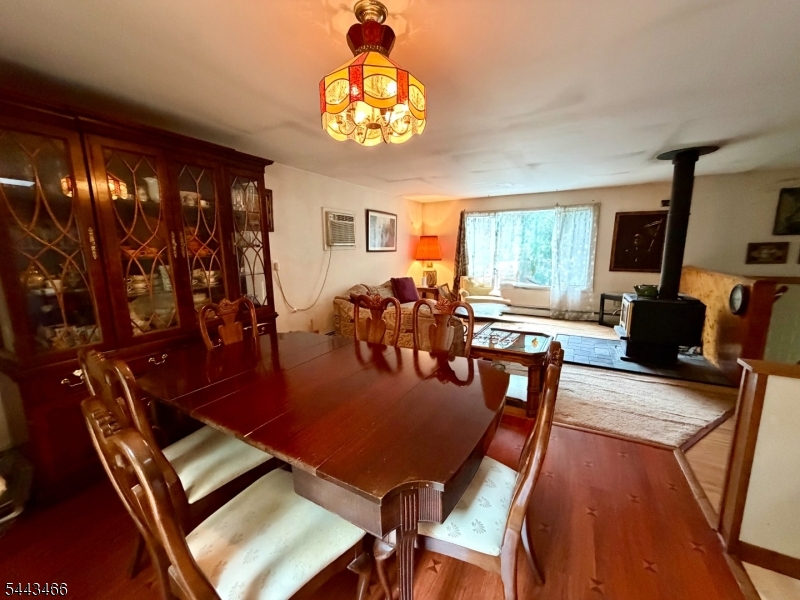 Barry Lakes - Residential