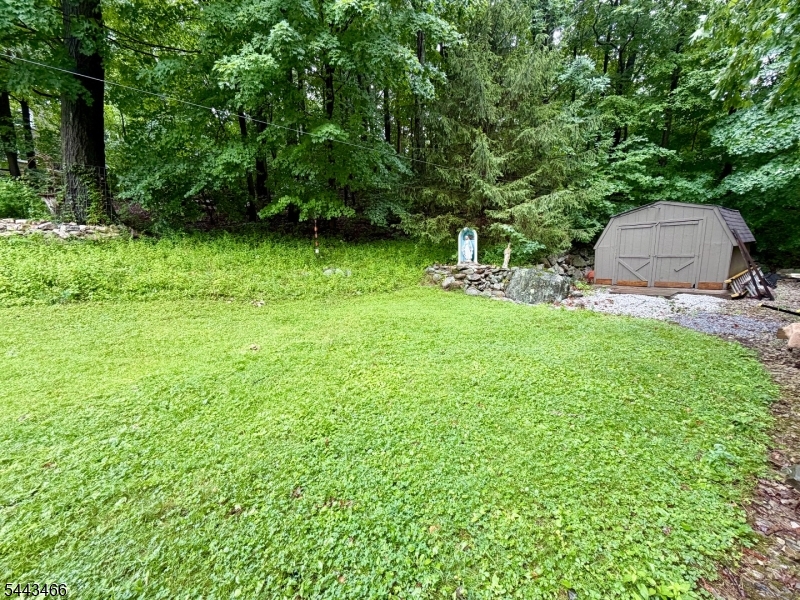 Barry Lakes - Residential