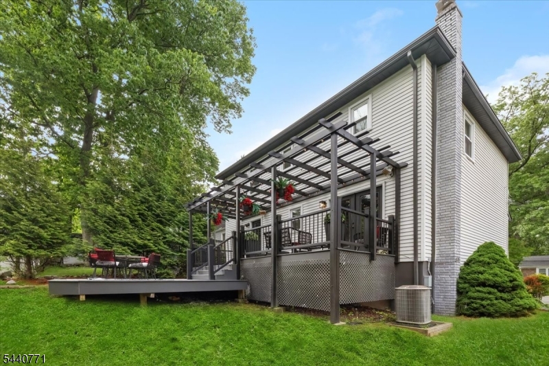 Englishtown - Residential