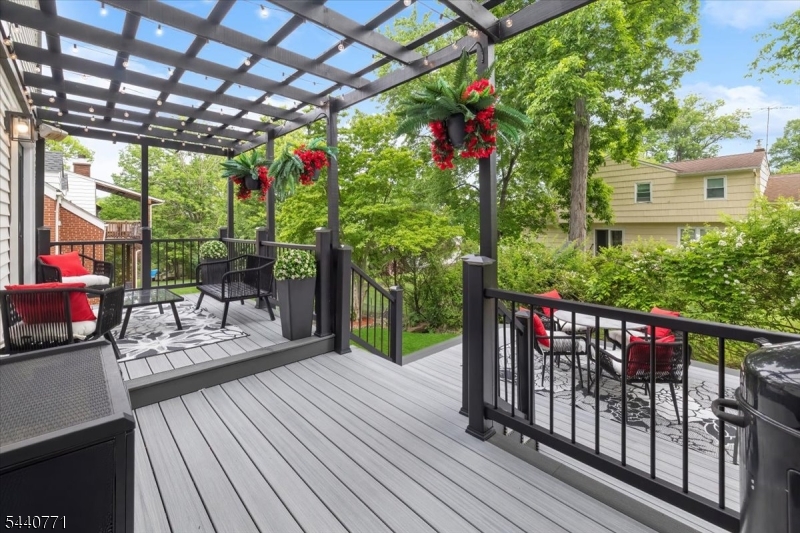 Englishtown - Residential