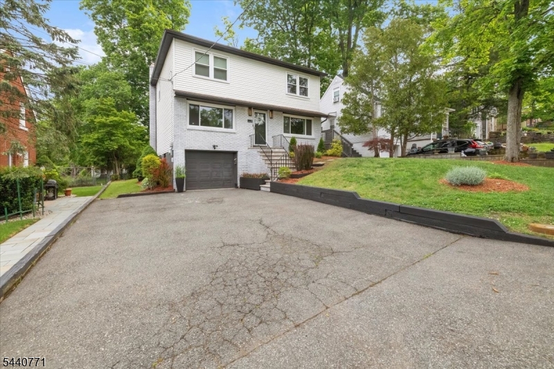 Englishtown - Residential