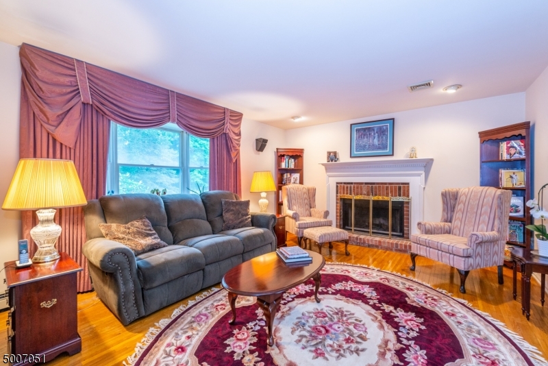 Oak Ridge / Milton - Residential