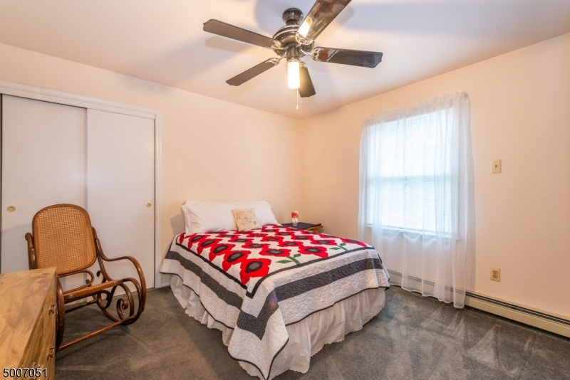 Oak Ridge / Milton - Residential