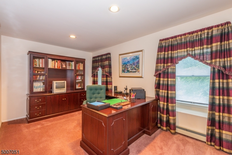 Oak Ridge / Milton - Residential