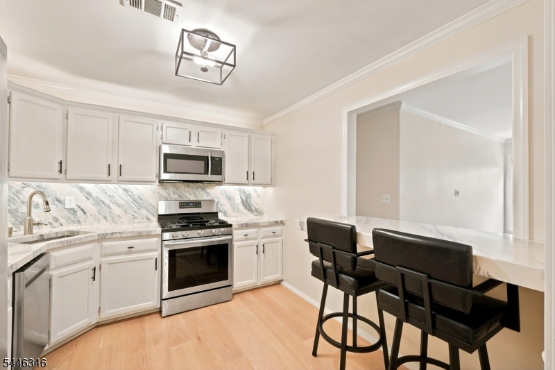 Montclair Mews - Residential Lease