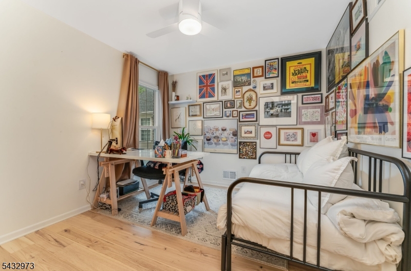 Whitehouse Village - Residential